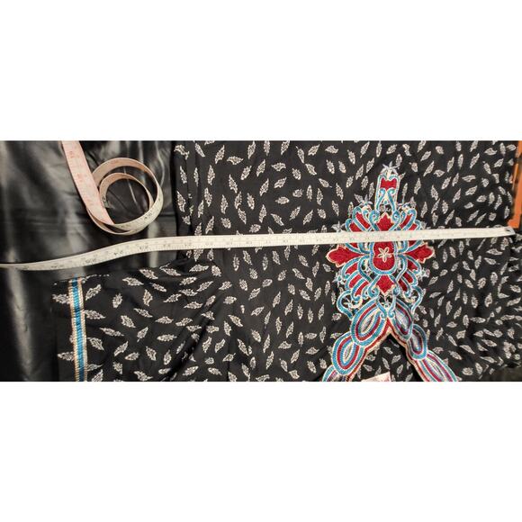 Sweet Miss floor length boho style dress.  Size L, Embroidery - Picture 8 of 11